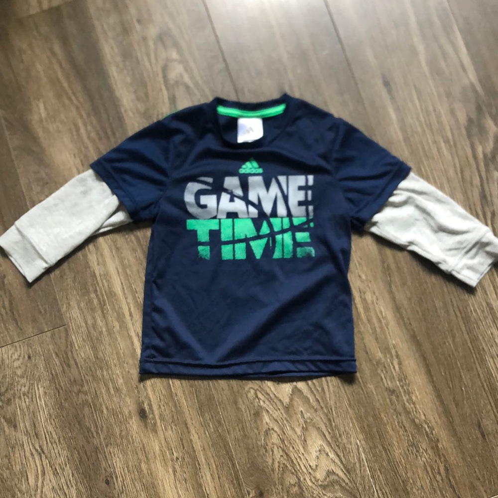 Adidas long sleeve size 2T